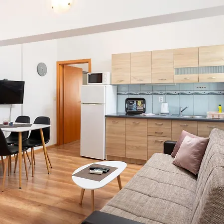 Marco Polo - M4 First Floor - Mpolo Apartment *
