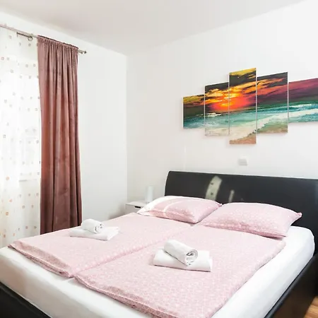 Marco Polo - M4 First Floor - Mpolo *